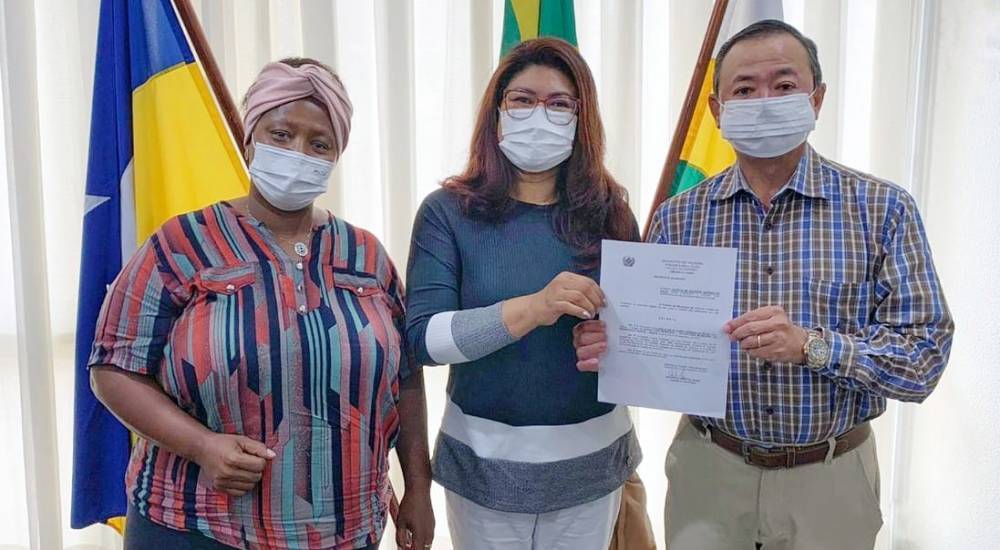Em 05 dias, prefeito de Vilhena faz mudanças em quatro secretarias; titular da Semas foi exonerada e nomeada no mesmo dia