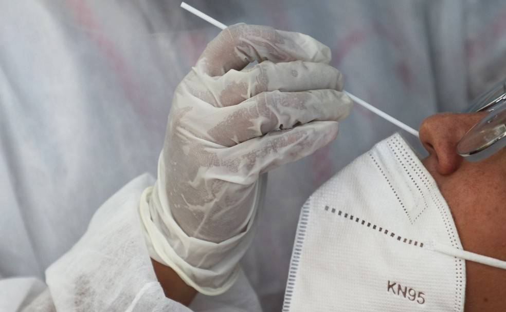 Com aumento do número de casos de Covid-19 em Vilhena, começam a faltar insumos para a realização de exames em laboratórios