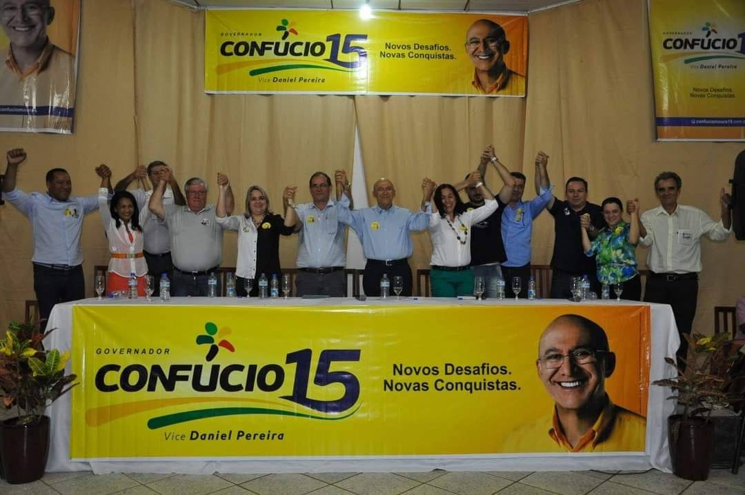 Em rede social, senador Confúcio Moura promete live para hoje, quando vai anunciar se é ou não candidato a governador de RO