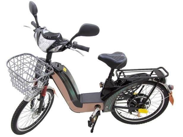 Com benefício cortado, idosa que fazia bolos para vender tem bicicleta elétrica furtada e oferece recompensa a quem ajudar a encontrar