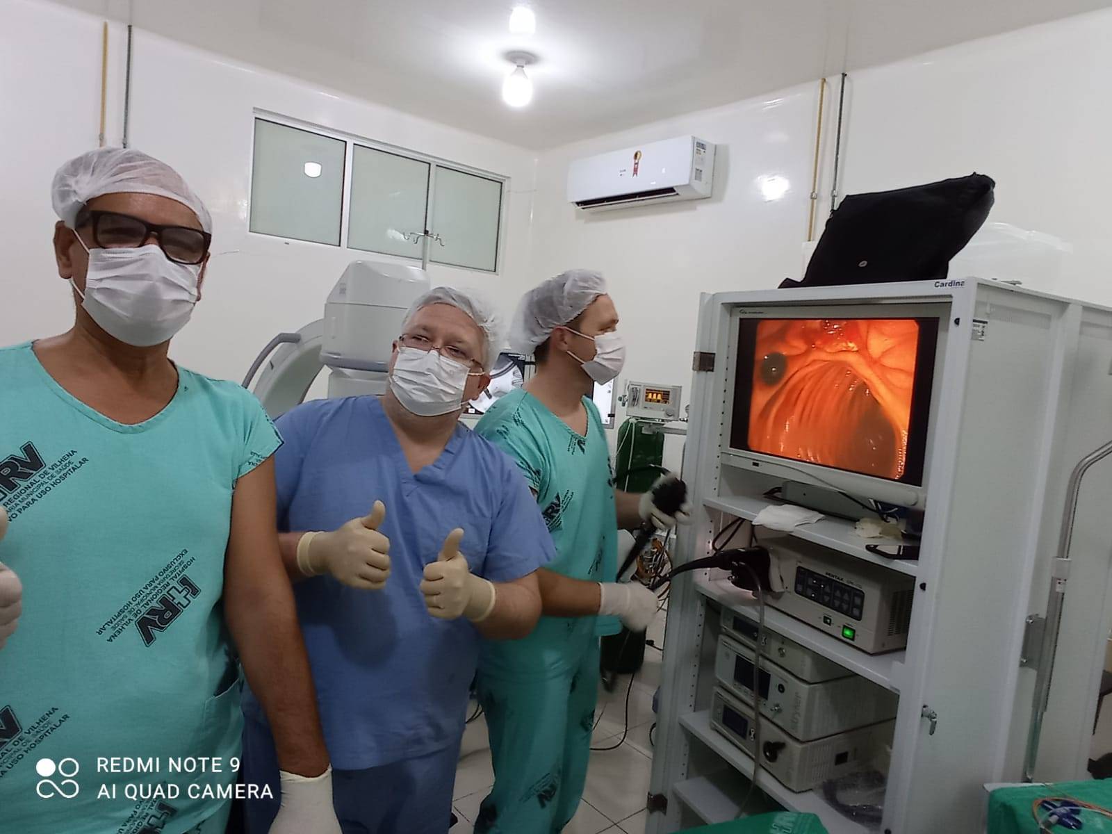 VEJA VÍDEO: médicos comemoram cirurgia inédita realizada em Vilhena; paciente de 54 anos foi liberado no dia seguinte