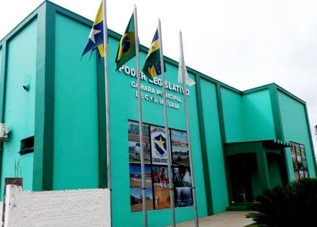 Tias de garota espancada por vereador em Chupinguaia formalizam denúncia na Câmara e botam pressão por CPI