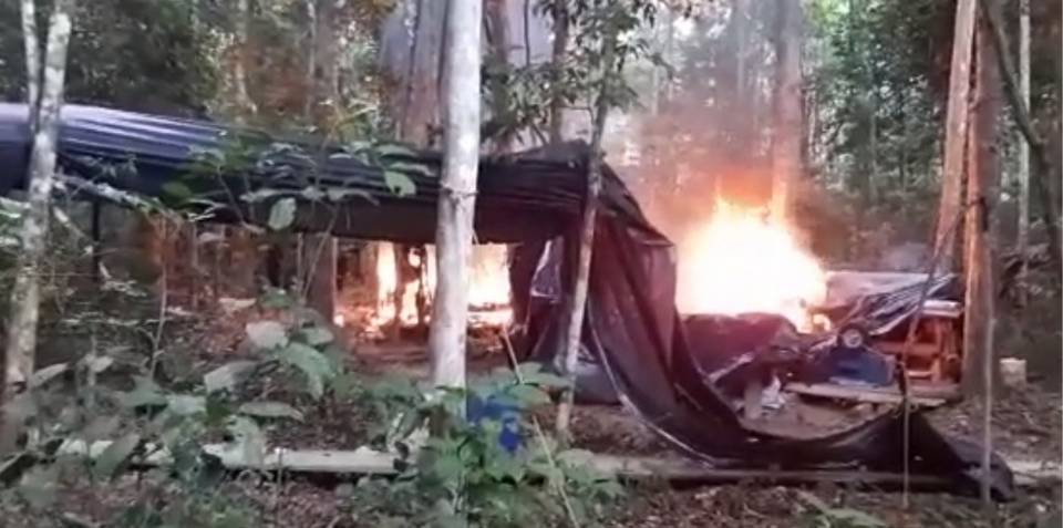 VEJA VÍDEO: mega refinaria de cocaína destruída pela PF em cidade próxima a Vilhena lucrava até R$ 100 milhões por mês