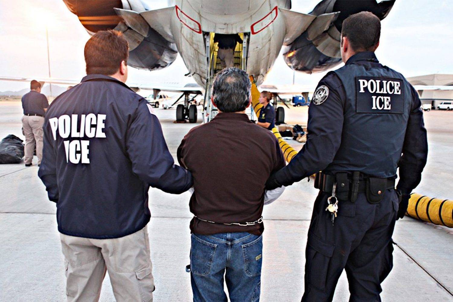 Deportado com esposa e filhos após ser preso tentando entrar nos EUA, autônomo de Rondônia faz alerta sobre “sonho americano”