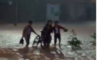 ASSISTA VÍDEO: em apenas 3 horas, choveu em Vilhena mais de 25% do que estava previsto para todo o mês de março