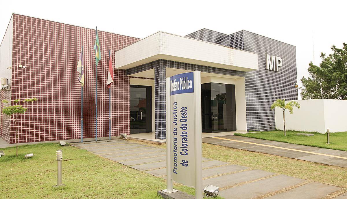 Condições de abandono em prédio da antiga rodoviária levam MP a instaurar inquérito civil em Colorado do Oeste