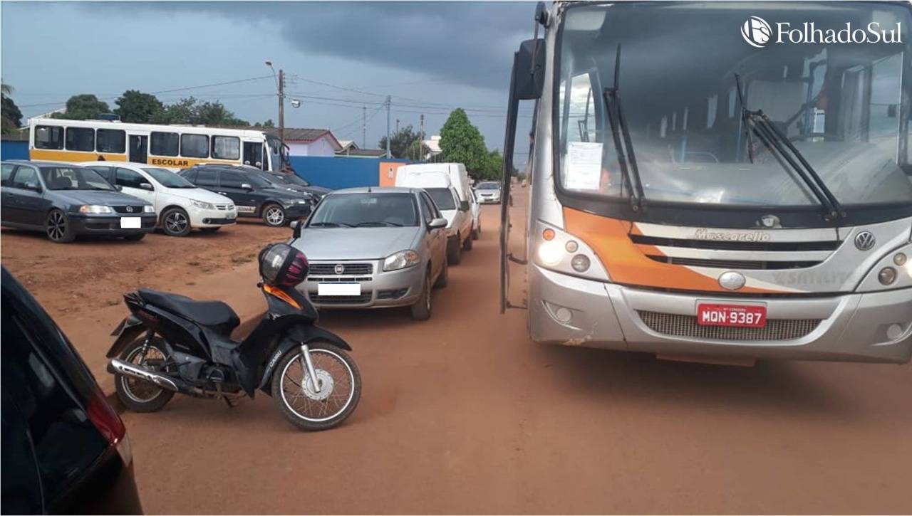 Motoristas de ônibus escolares denunciam desrespeito a sinalização de trânsito e vão relatar ao MP as ameaças que sofrem