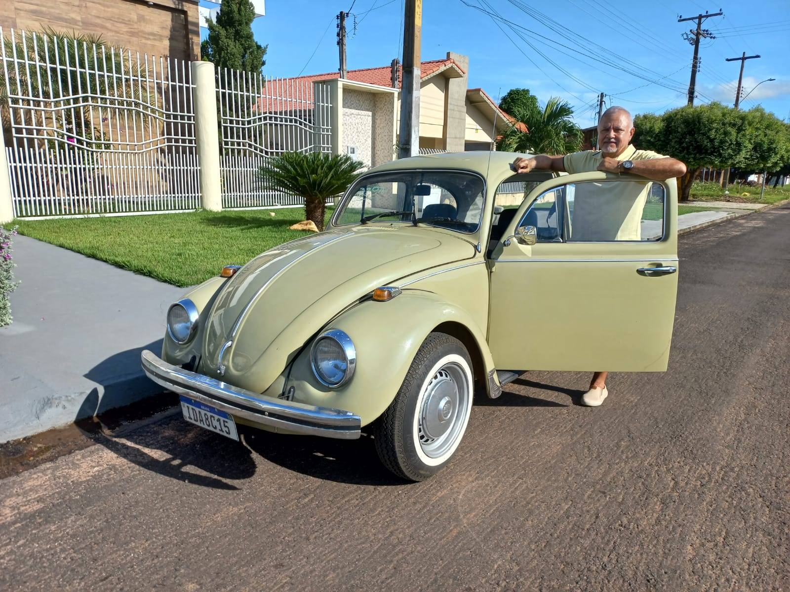Realizando sonho antigo, sargento da PM traz Fusca 1970 do Rio Grande do Sul e carro vira atração em Cerejeiras