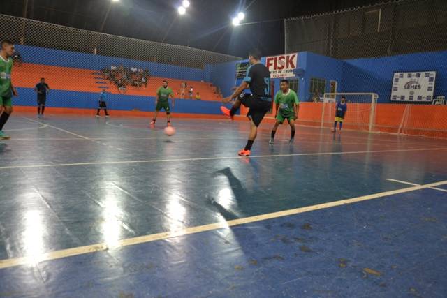 Albank e Primos goleiam e estão na fase de quartas de final do Campeonato Municipal de Futsal