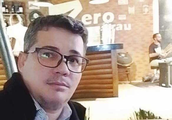 Médico de 47 anos que sofreu acidente gravíssimo em estrada do Cone Sul continua internado na UTI, em Vilhena