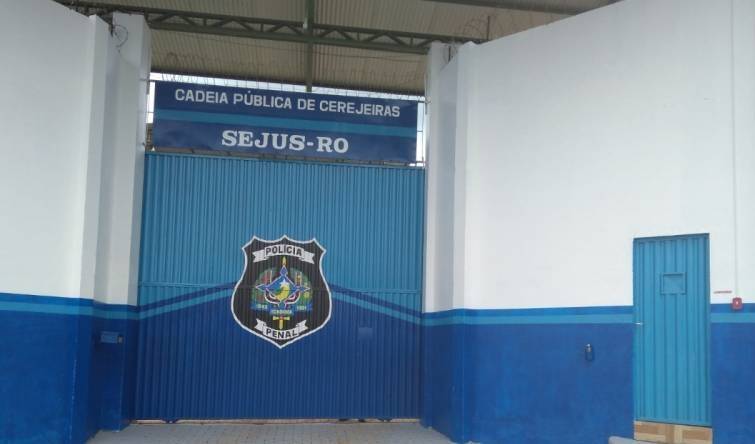 “Eu temia que acontecesse o pior”, diz ex-esposa de pastor acusado de estupro que se entregou à polícia em Cerejeiras