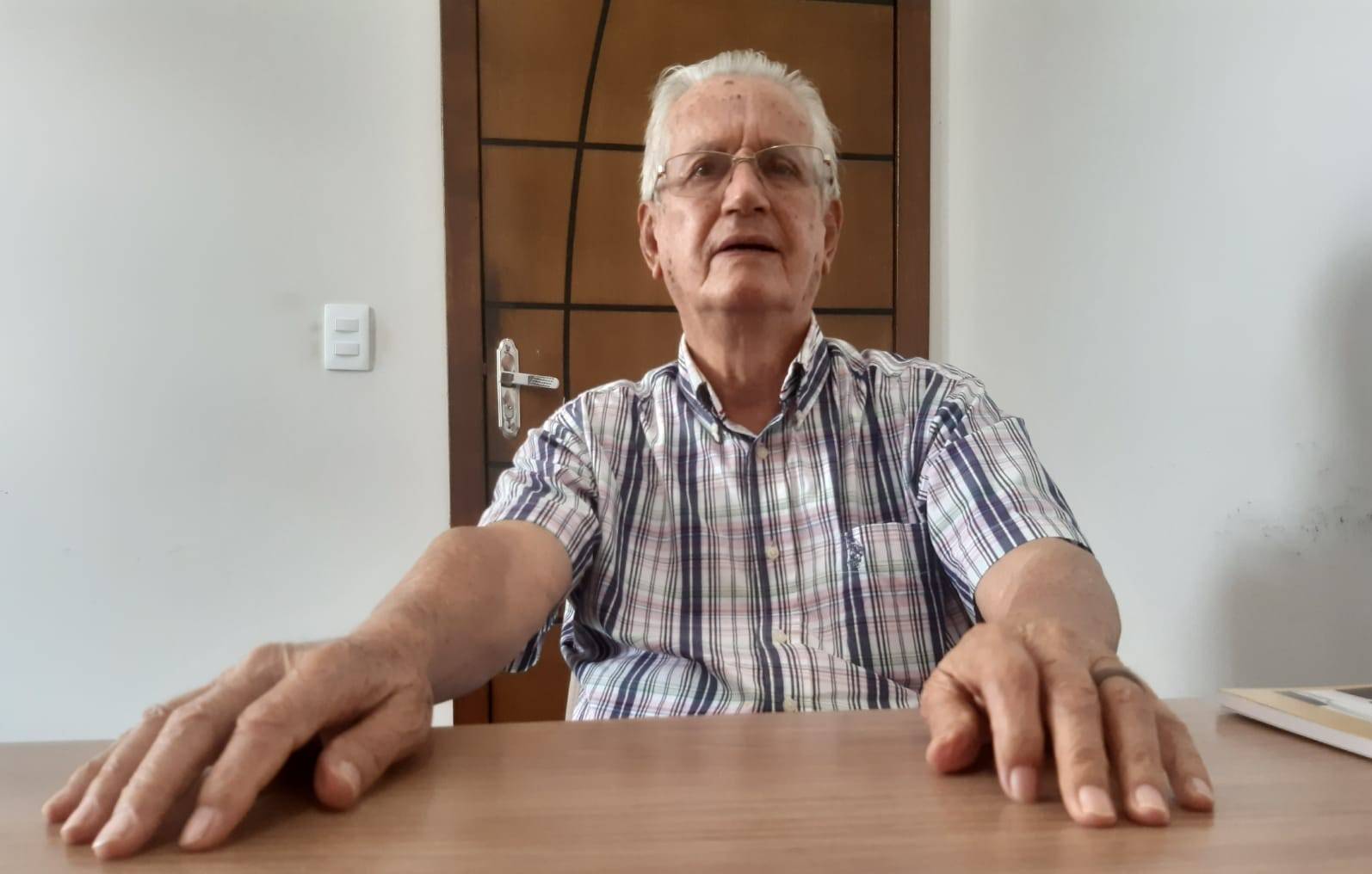 Padre que sucedeu o lendário Ângelo Spadari e chegou em Vilhena quando a cidade tinha 20 mil habitantes visita a FOLHA