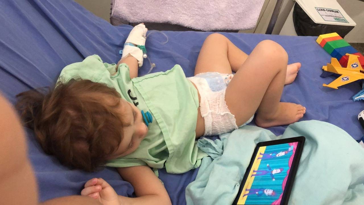 Familiares suspeitam de erro médico em Vilhena e relatam drama de menino autista que precisou ser levado para Cacoal