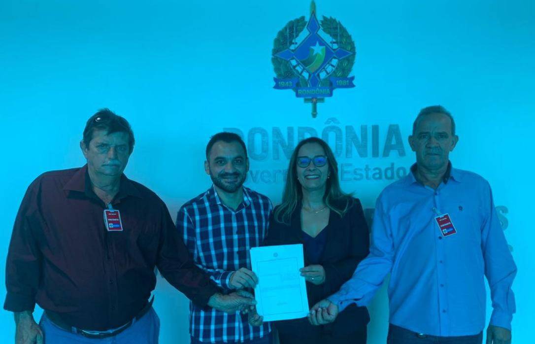 Deputada Rosangela Donadon solicita ao DER pavimentação da avenida Vilhena em Colorado do Oeste
