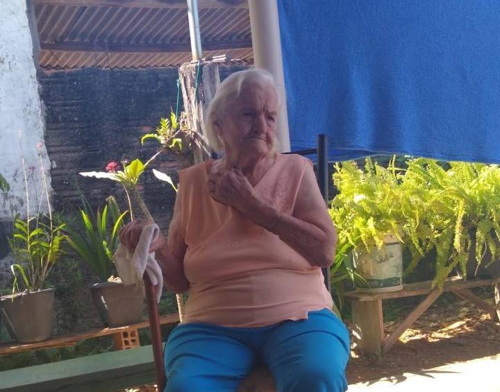 PARTEIRA: morre em Vilhena, aos 96 anos, paranaense que ajudou mulheres a terem filhos na zona rural de Chupinguaia