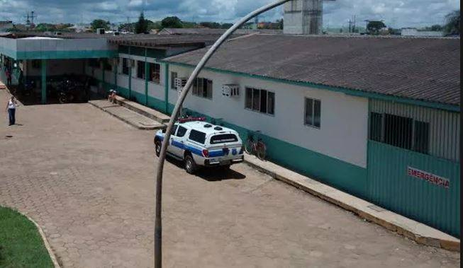 Homem de 31 anos esfaqueado em balneário passa por cirurgia em hospital de Vilhena; polícia de MT investiga