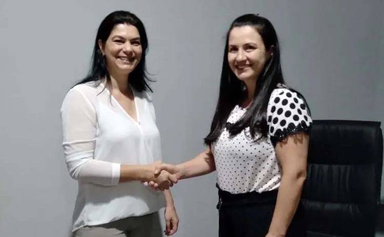 Campanha eleitoral revela “festival de esquisitices políticas” em Vilhena, com ex-aliados se enfrentando e adversários no mesmo palanque
