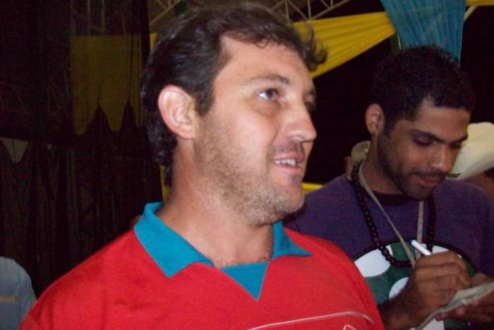 GERENTE DE MADEIREIRA LEVA S-10