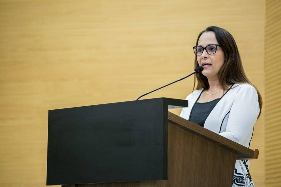 Deputada Rosangela Donadon apresenta projeto para beneficiar odontologistas em Rondônia