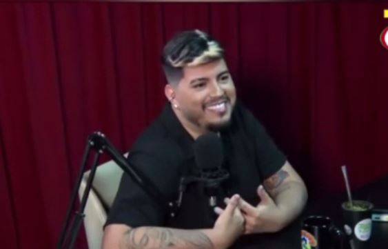 VÍDEO: viraliza entrevista em que ex-atleta de volei dá detalhes de aventura sexual gay dentro de milharal, em Vilhena