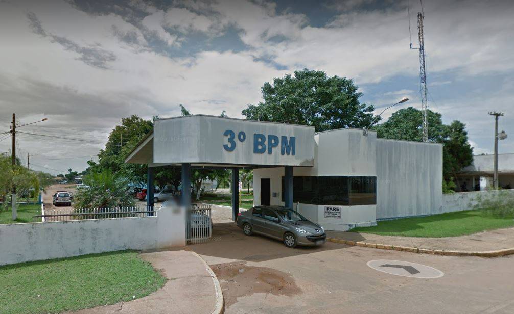 “Brincadeira” acaba mal e pai de aluno vai procurar comando da PM para denunciar suposta ameaça feita por policial