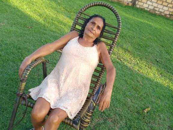 Idosa sai de casa em Vilhena e não dá notícias nem atende o celular há quatro dias; amigos se mobilizam para tentar encontra-la