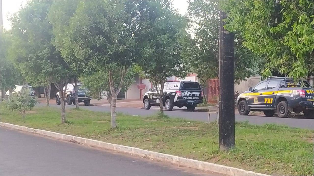 ASSISTA VÍDEO: viaturas da PRF são vistas em ação em Vilhena; operação conjunta combate fraude veicular em vários Estados