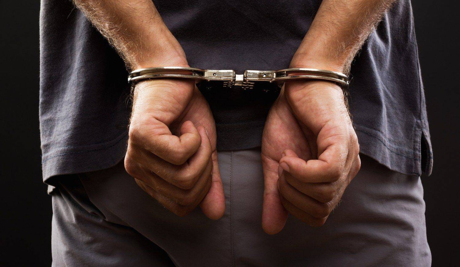 Diante de policiais, homem ameaça atual companheiro da ex-esposa e acaba preso em flagrante