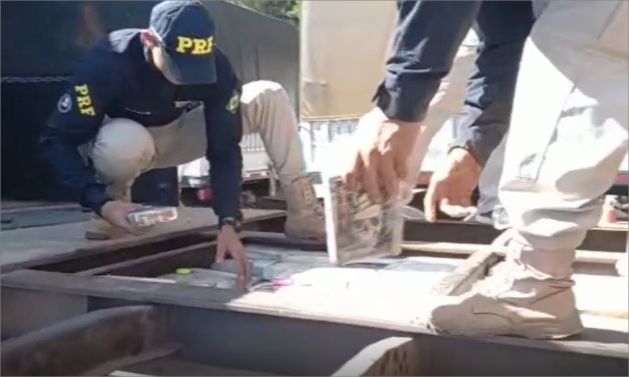 VÍDEO: PRF apreende em Vilhena, carregamento de 165 kg de cocaína que estava em um caminhão