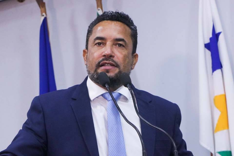 Prefeito de Ji-Paraná é condenado por chamar empresário de “idiota” e “imbecil” durante live e “obrigá-lo” a se mudar da cidade