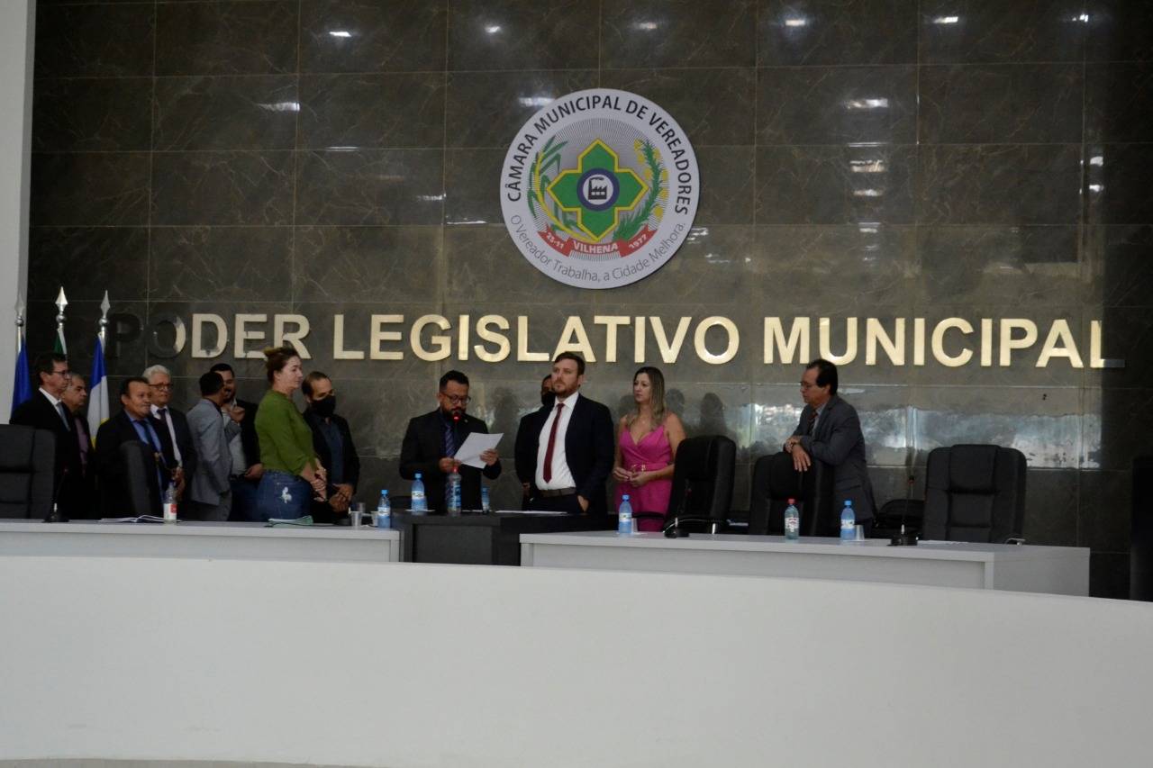 Vereadores derrubam maioria dos vetos de antigo prefeito ao PCCS dos servidores públicos municipais de Vilhena