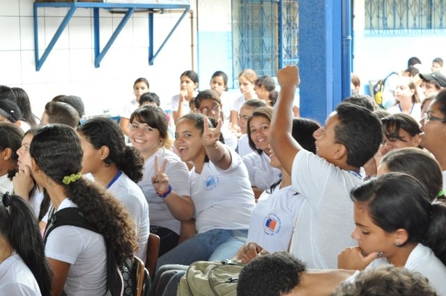 Alunos de escola estadual participam de Semana da Cidadania