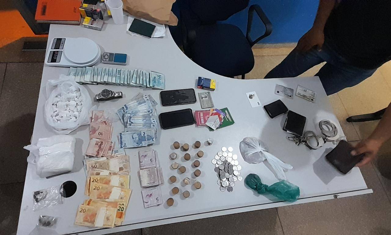 Vilhena: comerciante africano é preso com várias porções de drogas e mais de R$ 23 mil em dinheiro