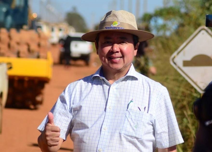 Fora do cargo há mais de 15 dias, prefeito de Vilhena denuncia “farra” do substituto e mostra rombo fiscal com medidas “irresponsáveis”