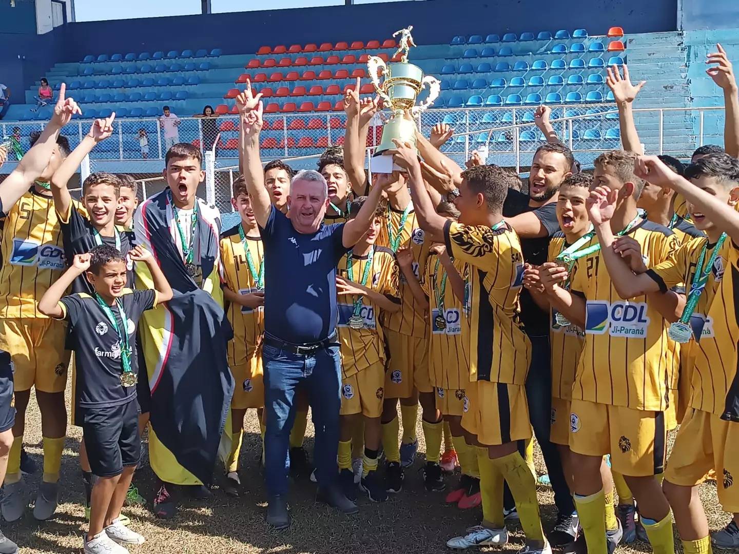 No Luizinho Turatti, Sant German bate o Rondoniense e conquista título do Estadual Sub-15