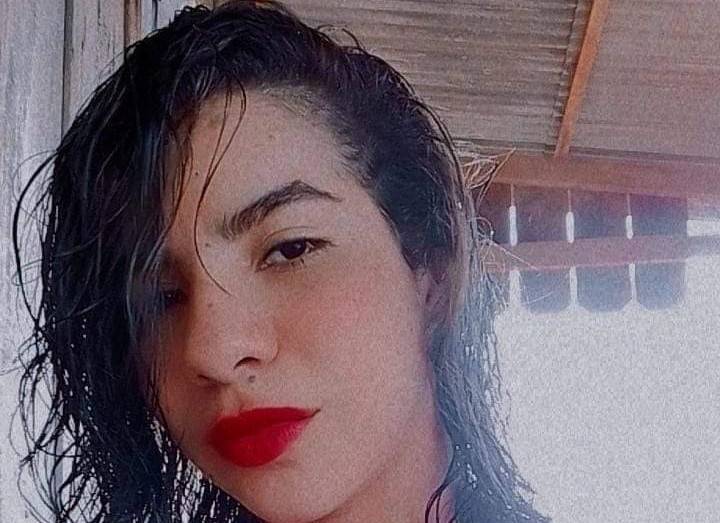 Garota de 20 anos faz contato com a família em MT após ler reportagem sobre o próprio desaparecimento publicada na FOLHA