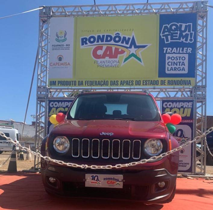 Panfletos publicitários deixados em carro fazem vilhenense ganhar moto zero quilômetro sorteada pelo Rondoncap
