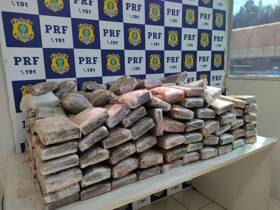 PRF emite nota sobre apreensão de cocaína em Vilhena; quase 200 kg da droga foram avaliados em mais de R$ 35 milhões