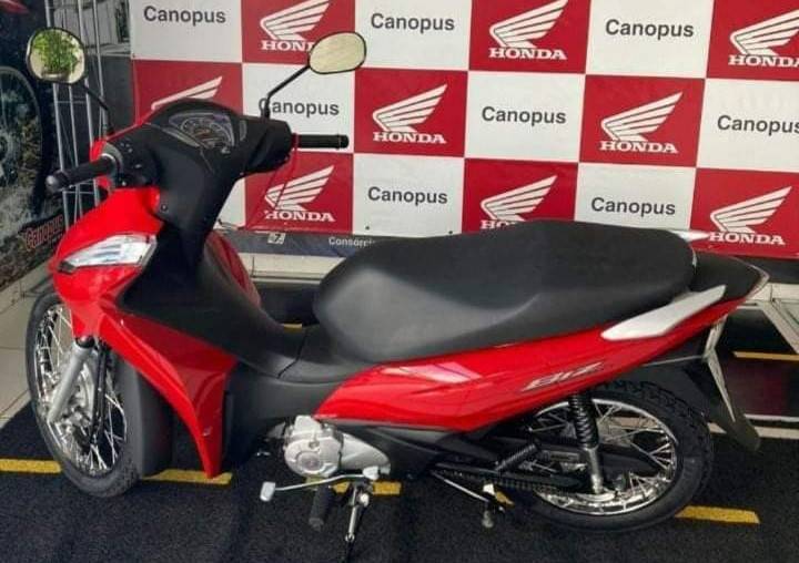 Ladrão aponta arma para secretária de 24 anos e foge levando motoneta com apenas quatro meses de uso, em Vilhena