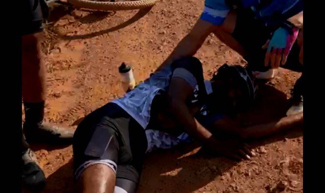ASSISTA VÍDEO: ciclista em alta velocidade desmaia após “atropelar” vaca na área rural de Vilhena
