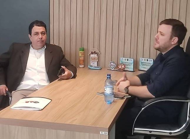 LEIA NA ÍNTEGRA: vereador e advogado vão à justiça, pedem medida protetiva contra prefeito e criam situação inusitada na política de Vilhena