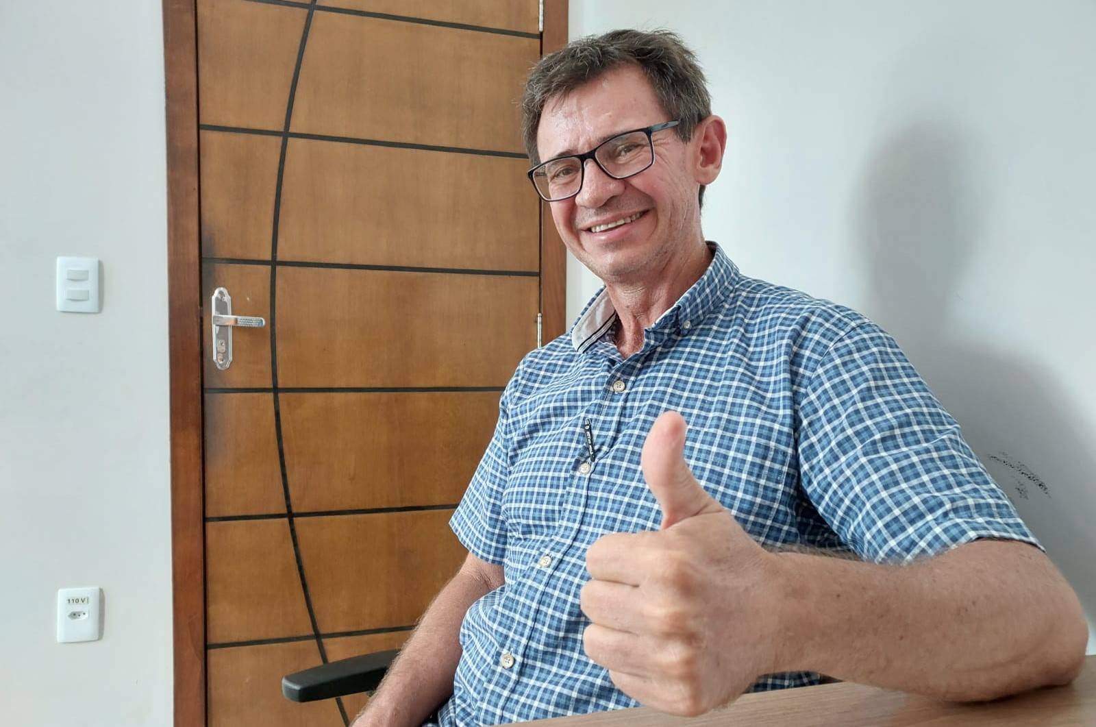 Vereador retira candidatura a prefeito nas eleições suplementares e declara apoio a empresário, em Vilhena