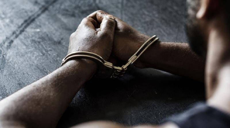 Em cidade de MT, homem é morto a machadadas por bater na esposa grávida e causar aborto