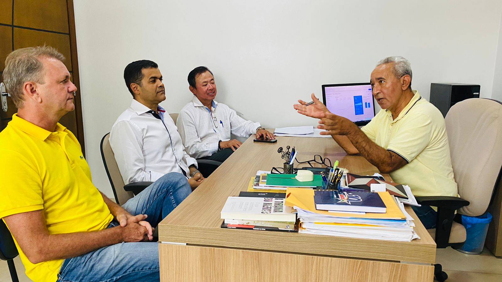 Apoiado por deputado e antecessor no cargo, candidato a prefeito de Vilhena promete estabilidade e governo austero