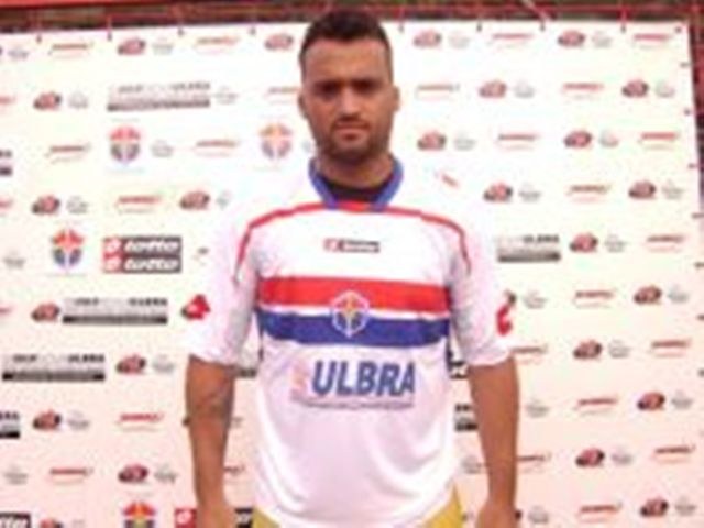 Após apresentar zagueiro, VEC anuncia meia e atacante nesta semana