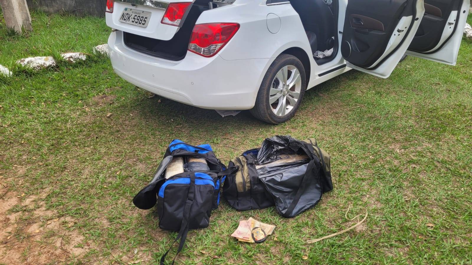 Através de denúncia anônima, polícia Federal prende suspeito de transportar 40 kg de cocaína em Vilhena