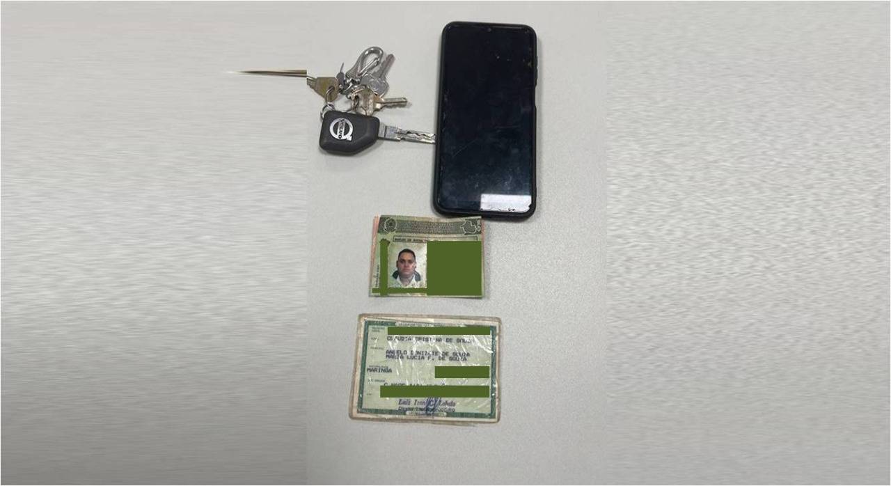 Fórum Eleitoral de Vilhena divulga fotos de objetos esquecidos em seções de votação para tentar localizar donos