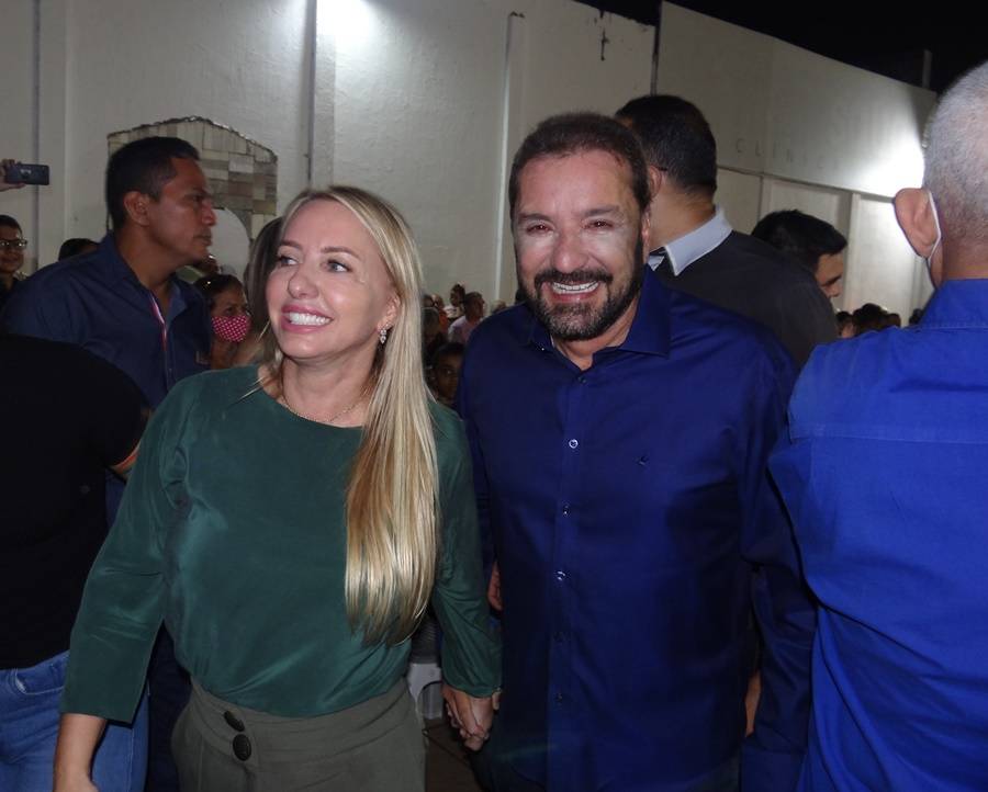 Lista dos candidatos super-ricos eleitos este ano tem dois rondonienses: primeira-dama de Porto Velho e empresário de Vilhena