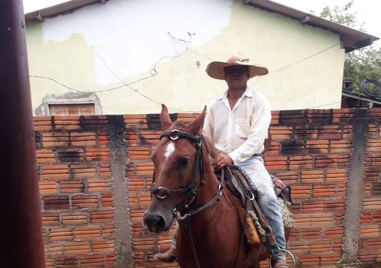 Produtor rural pioneiro em Corumbiara aceita desafio de beber cachaça após 8 garrafas de cerveja e morre aos 50 anos