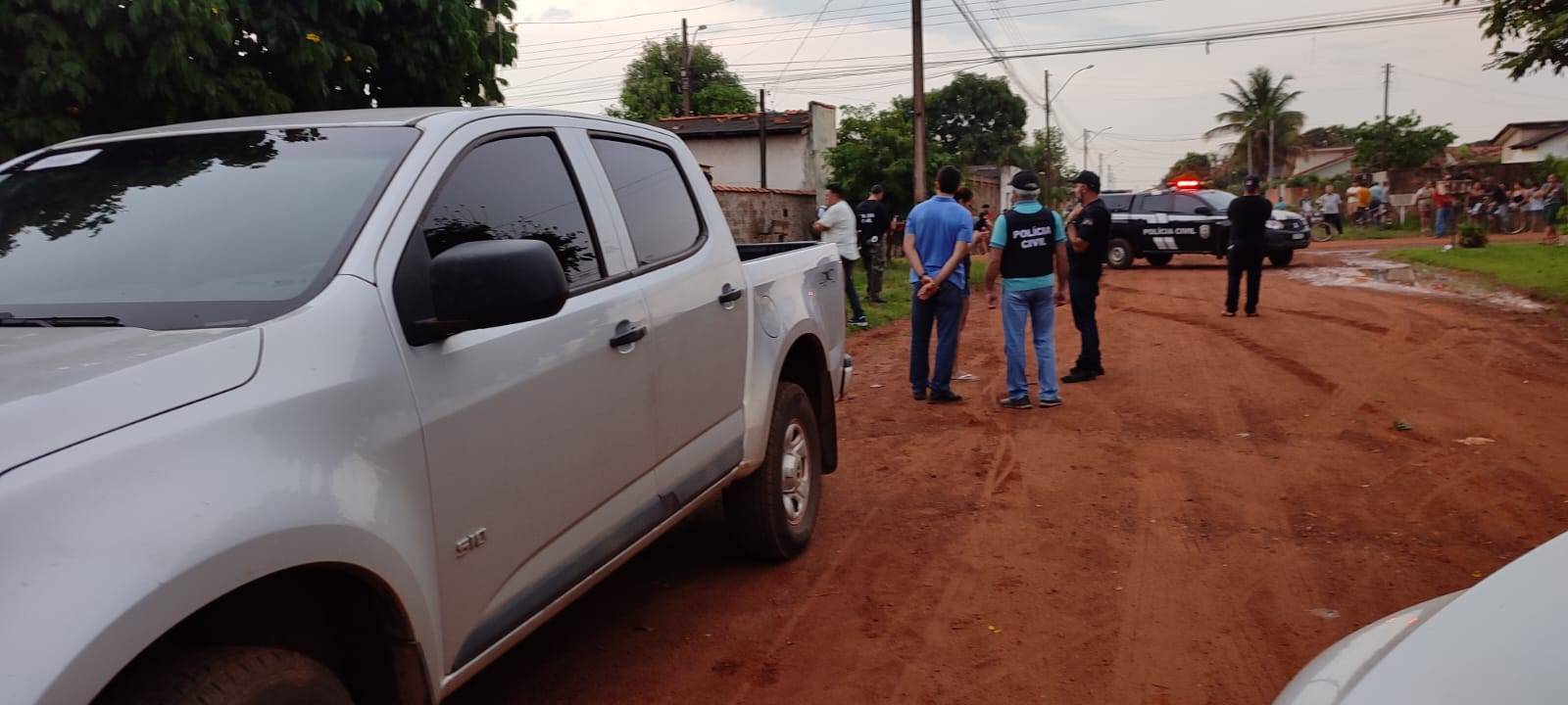 URGENTE: homem é assassinado em Vilhena; policiais de Vilhena e Colorado estão no local onde dois suspeitos foram presos
